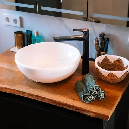 Luxusapartment In Mit Wellness Apartman